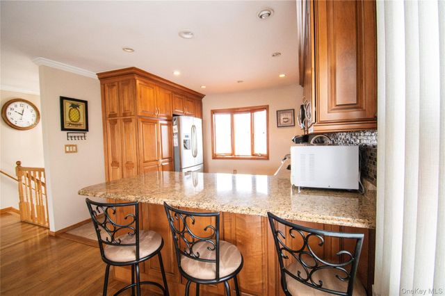 51 E 2nd Street, Freeport, NY 11520