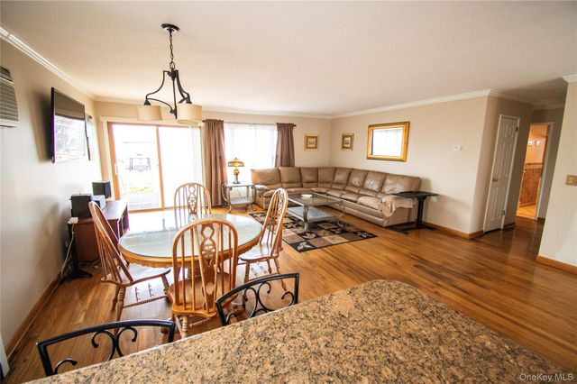 51 E 2nd Street, Freeport, NY 11520