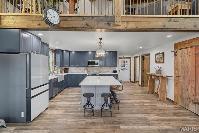 10 Henebry Hills Lane, Troy, MO 63379