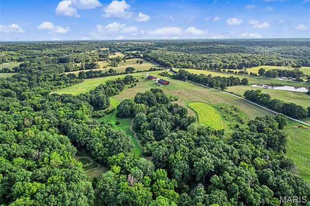 10 Henebry Hills Lane, Troy, MO 63379
