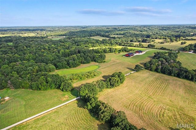 10 Henebry Hills Lane, Troy, MO 63379