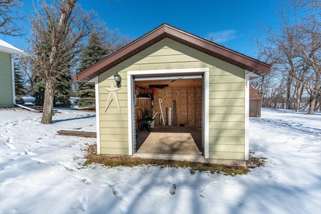 27757 Oak Point Road, Elbow Lake, MN 56531