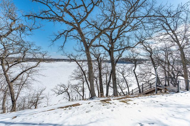 27757 Oak Point Road, Elbow Lake, MN 56531