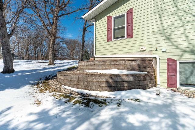 27757 Oak Point Road, Elbow Lake, MN 56531