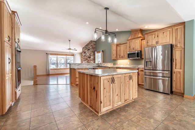 27757 Oak Point Road, Elbow Lake, MN 56531