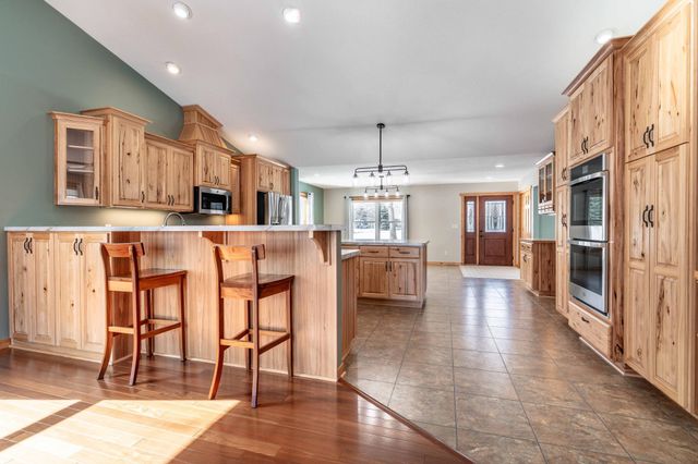 27757 Oak Point Road, Elbow Lake, MN 56531