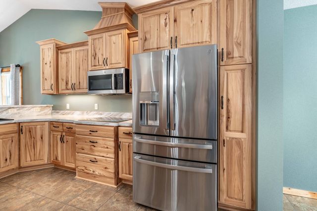 27757 Oak Point Road, Elbow Lake, MN 56531