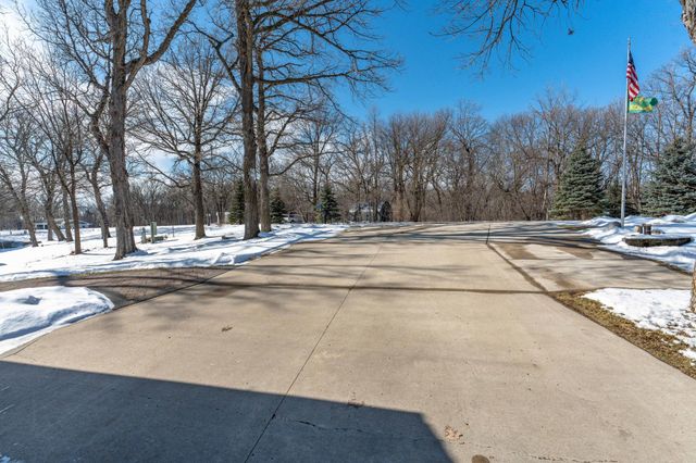 27757 Oak Point Road, Elbow Lake, MN 56531