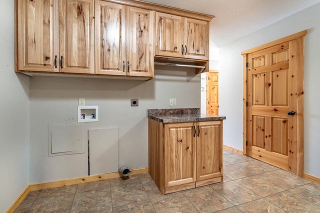 27757 Oak Point Road, Elbow Lake, MN 56531