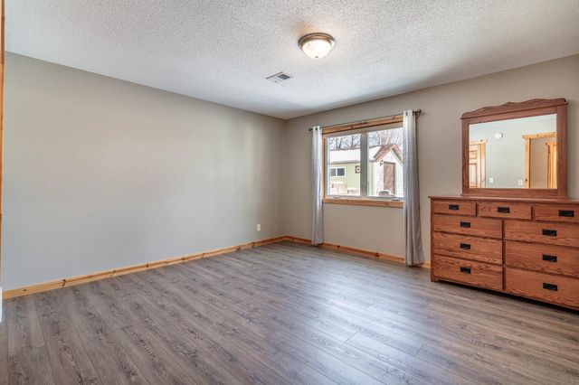 27757 Oak Point Road, Elbow Lake, MN 56531