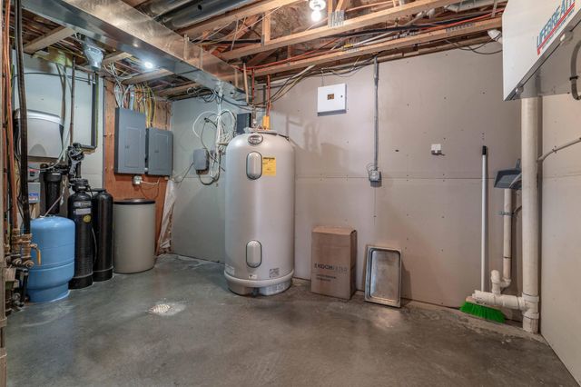 27757 Oak Point Road, Elbow Lake, MN 56531