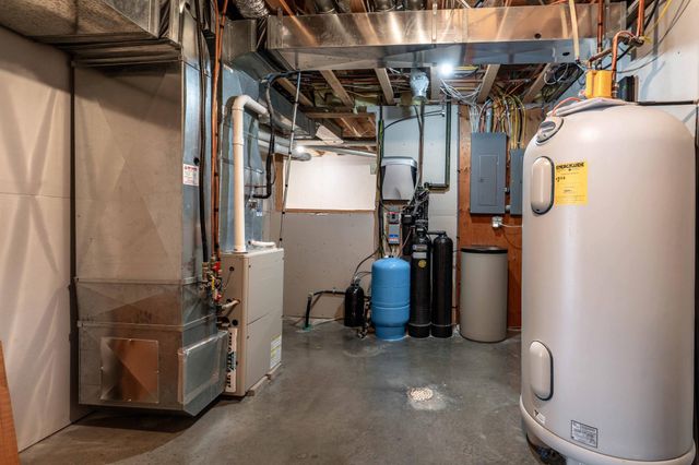 27757 Oak Point Road, Elbow Lake, MN 56531