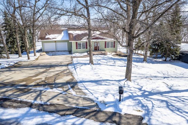 27757 Oak Point Road, Elbow Lake, MN 56531