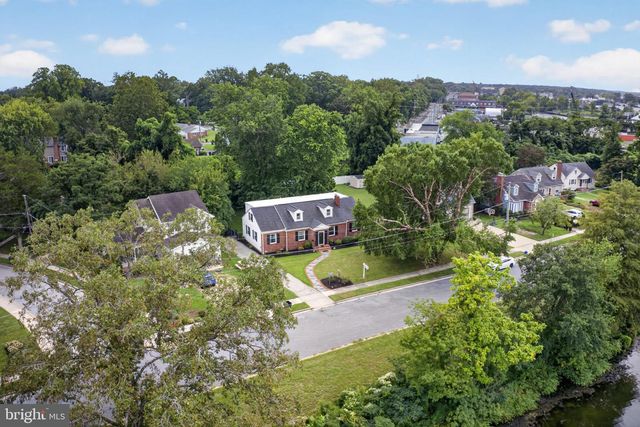 611 LAKESIDE DR, Salisbury, MD 21801