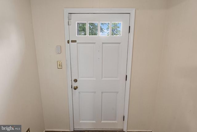 611 LAKESIDE DR, Salisbury, MD 21801