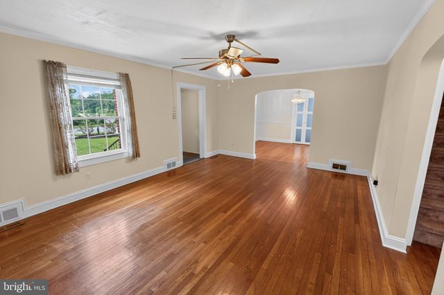 611 LAKESIDE DR, Salisbury, MD 21801