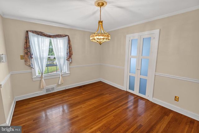 611 LAKESIDE DR, Salisbury, MD 21801