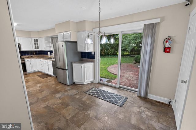 611 LAKESIDE DR, Salisbury, MD 21801
