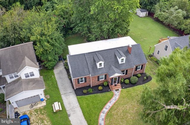 611 LAKESIDE DR, Salisbury, MD 21801