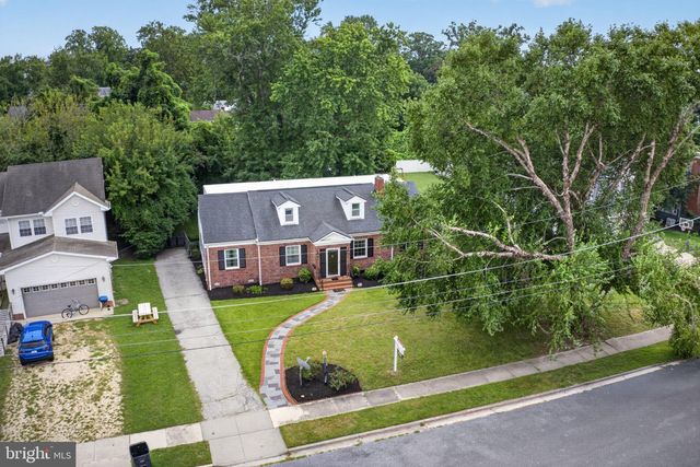 611 LAKESIDE DR, Salisbury, MD 21801