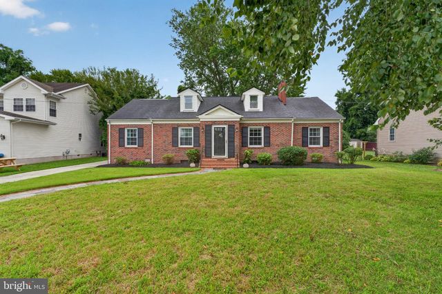 611 LAKESIDE DR, Salisbury, MD 21801