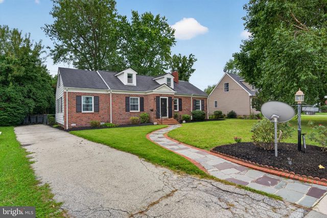 611 LAKESIDE DR, Salisbury, MD 21801