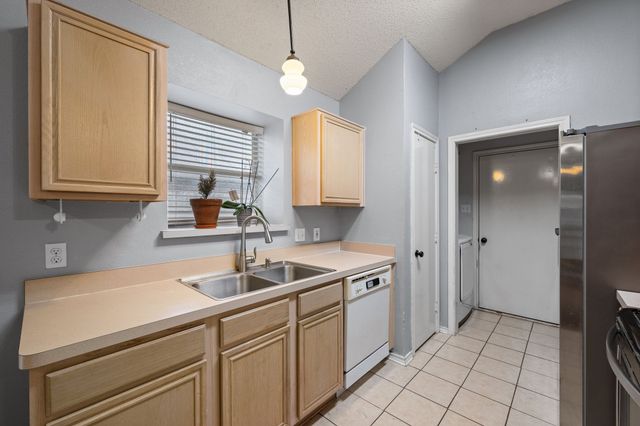 304 Odell Street, Cleburne, TX 76033