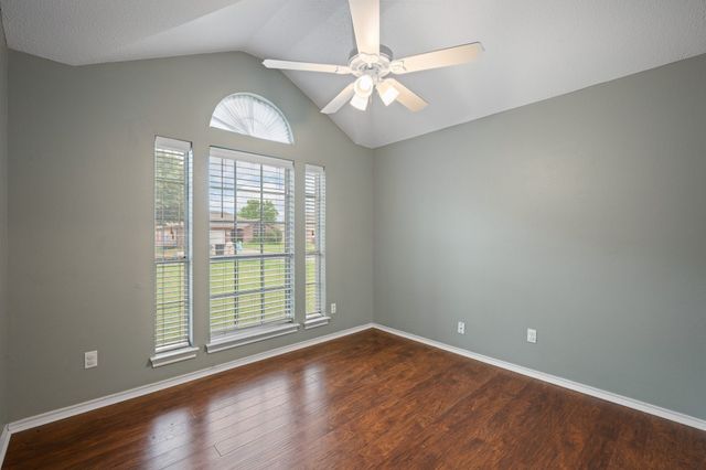 304 Odell Street, Cleburne, TX 76033