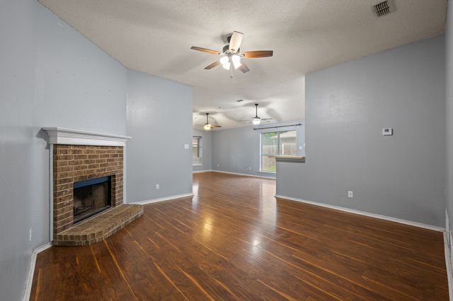 304 Odell Street, Cleburne, TX 76033