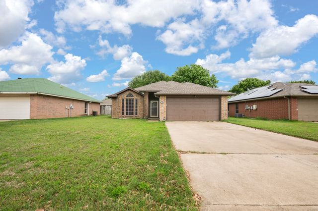 304 Odell Street, Cleburne, TX 76033