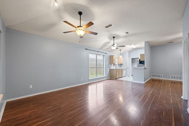 304 Odell Street, Cleburne, TX 76033