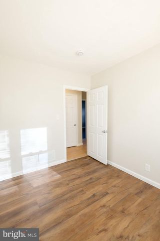 1002 WALNUT ST, Burlington, NJ 08016