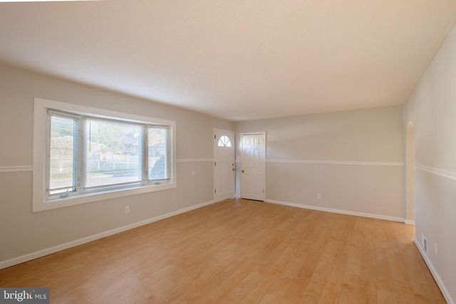 1002 WALNUT ST, Burlington, NJ 08016