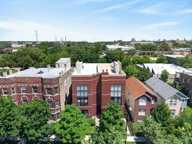 2546 W Washington Boulevard 2W, Chicago, IL 60612