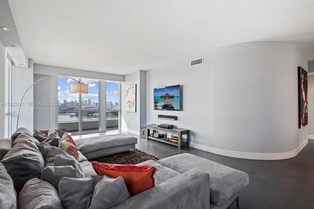 520 West Ave 1701, Miami Beach, FL 33139