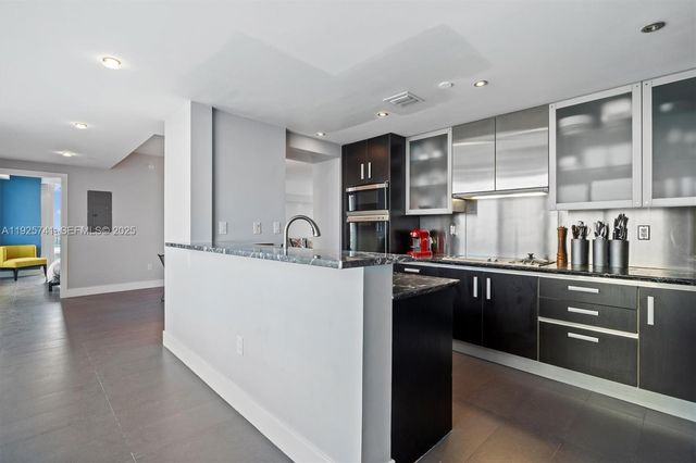 520 West Ave 1701, Miami Beach, FL 33139