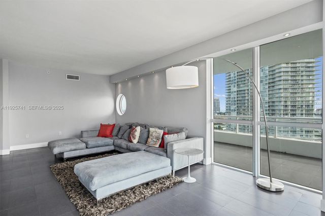 520 West Ave 1701, Miami Beach, FL 33139