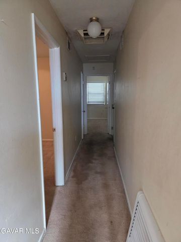 411 W Avenue J7, Lancaster, CA 93534