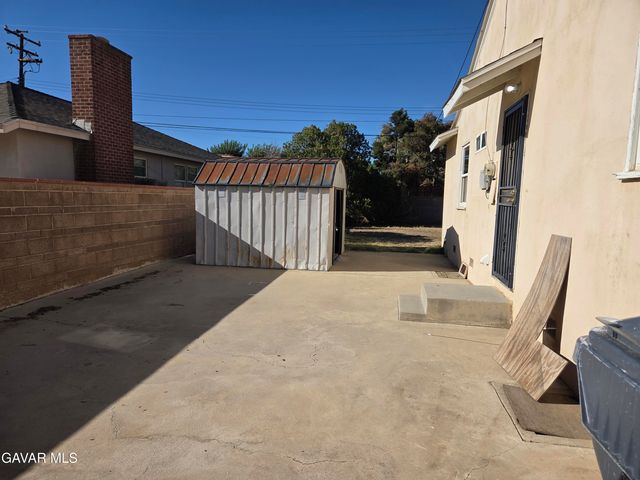 411 W Avenue J7, Lancaster, CA 93534