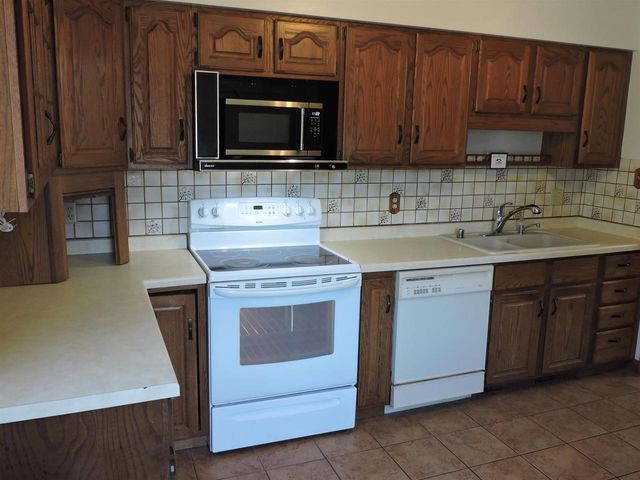 464 Ruggles Street, Fond Du Lac, WI 54935