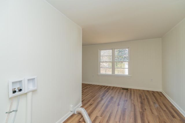 13 Circle Drive, Rossville, GA 30741