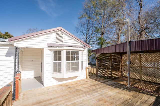 13 Circle Drive, Rossville, GA 30741