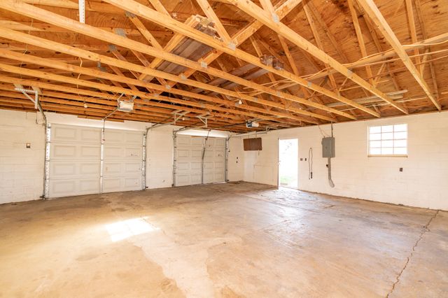 13 Circle Drive, Rossville, GA 30741