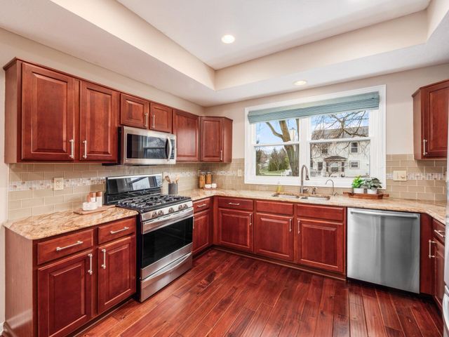 7825 Wiltshire Drive, Dublin, OH 43016