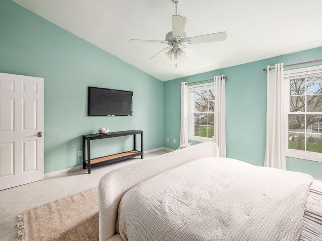 7825 Wiltshire Drive, Dublin, OH 43016