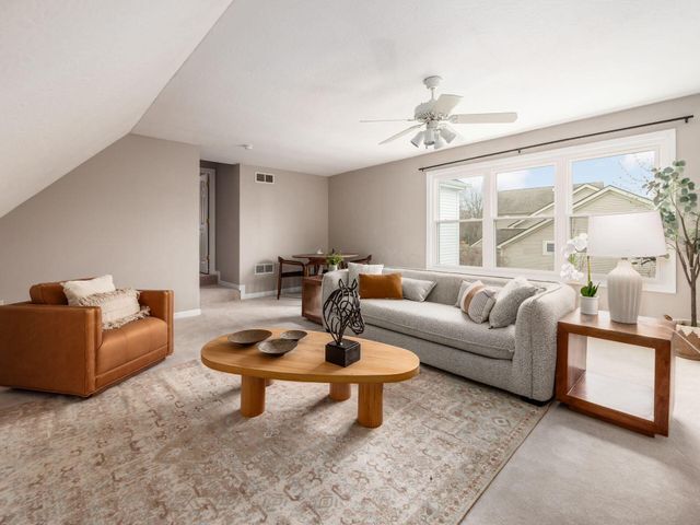 7825 Wiltshire Drive, Dublin, OH 43016