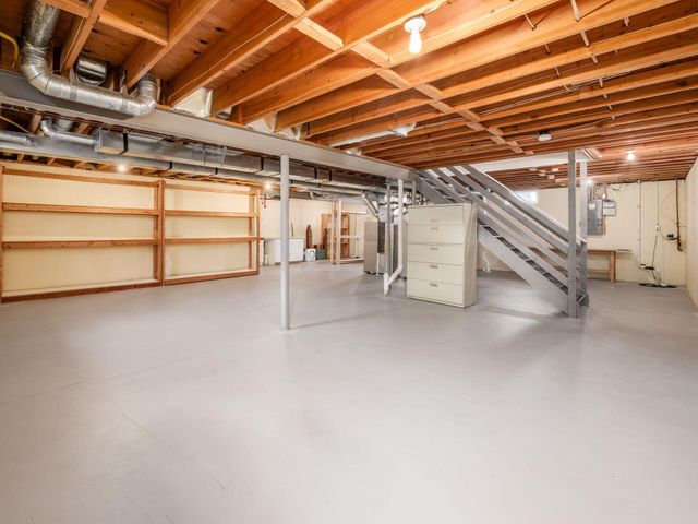 7825 Wiltshire Drive, Dublin, OH 43016