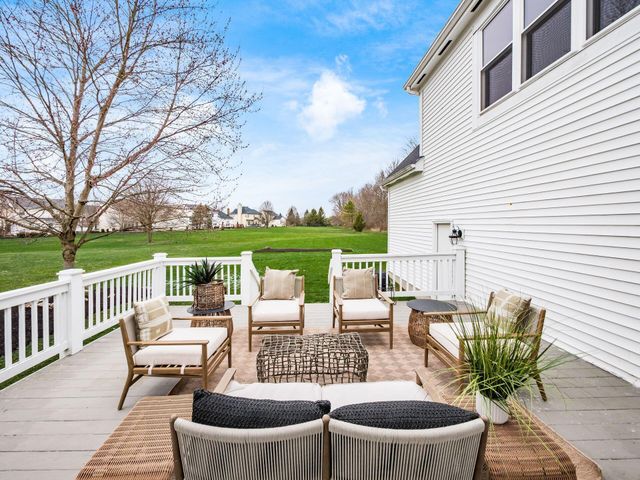 7825 Wiltshire Drive, Dublin, OH 43016