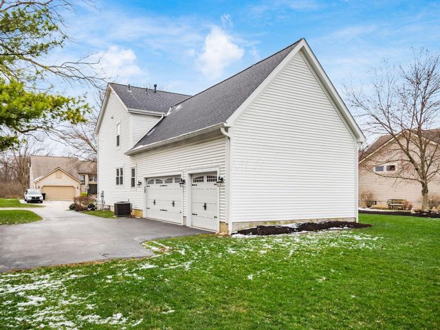 7825 Wiltshire Drive, Dublin, OH 43016