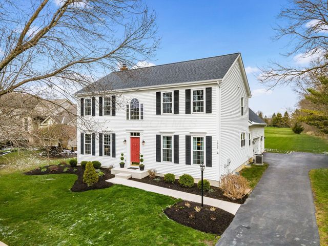 7825 Wiltshire Drive, Dublin, OH 43016